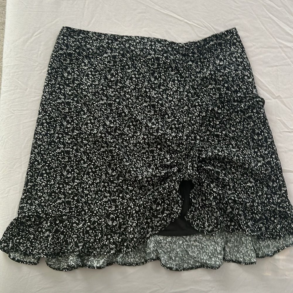 Forever 21 size M skirt